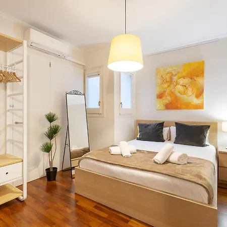 Large & Beautiful 4min From Passeig De Gracia