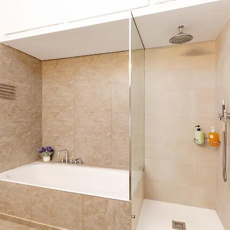 Large & Beautiful 4min From Passeig De Gracia Barcelona