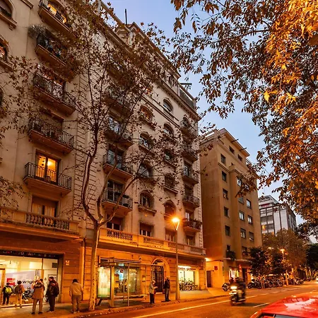 Large & Beautiful 4min From Passeig De Gracia Apartment *